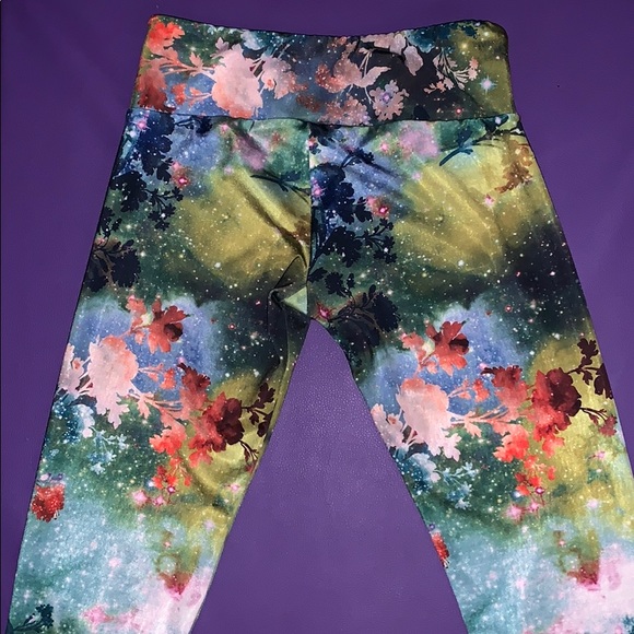 Onzie Yoga Pants - Picture 6 of 7